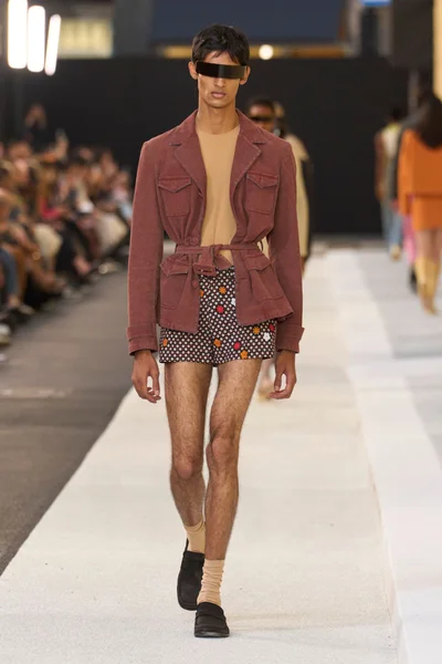 Look 35
